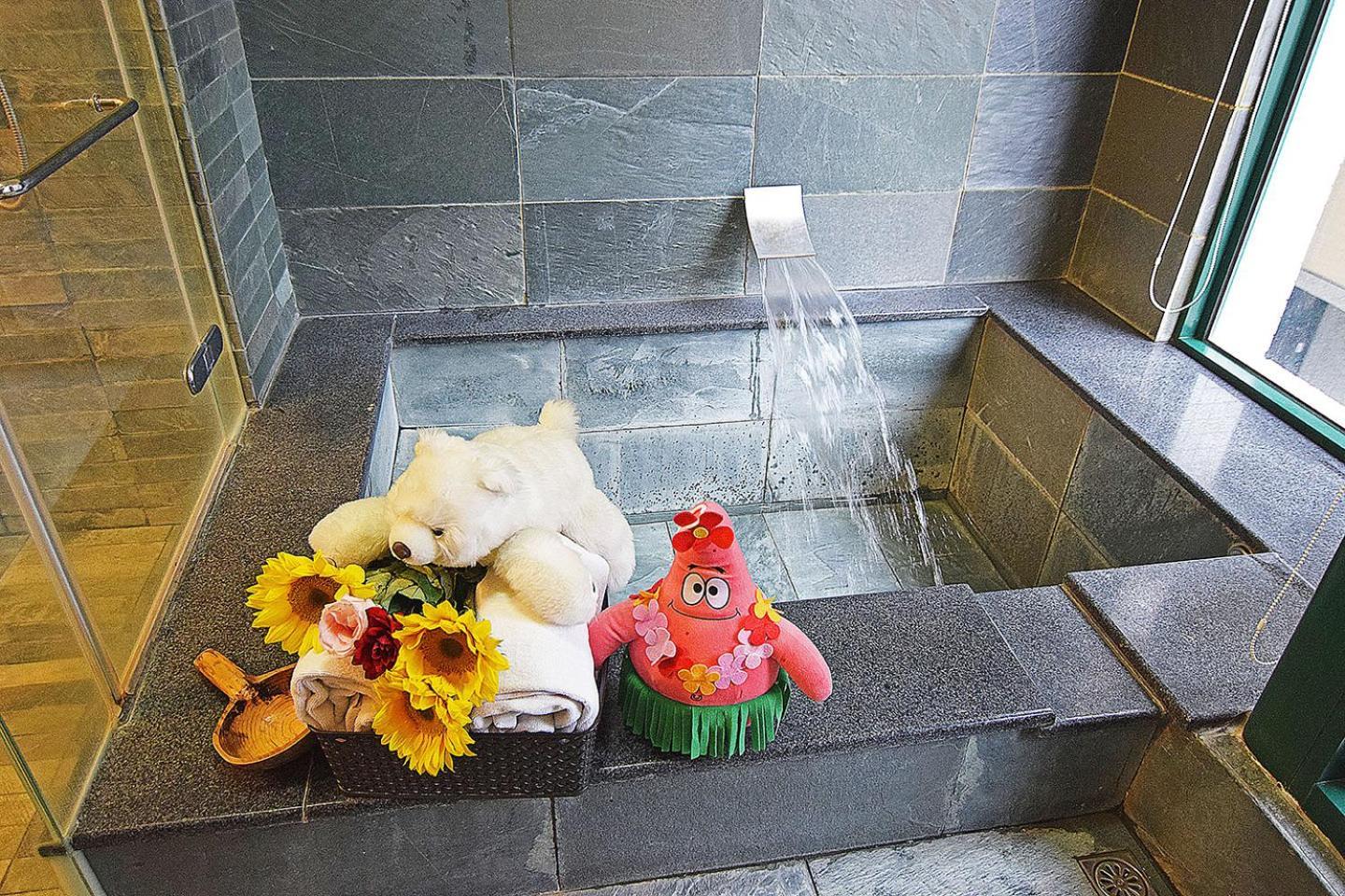 No. 21 Jiaoxi Hot Spring Homestay Экстерьер фото