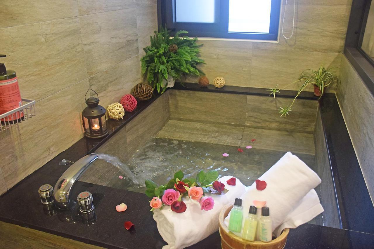 No. 21 Jiaoxi Hot Spring Homestay Экстерьер фото